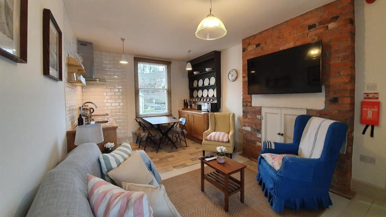 Stylish Town Centre Apartments Nailsworth Exterior foto