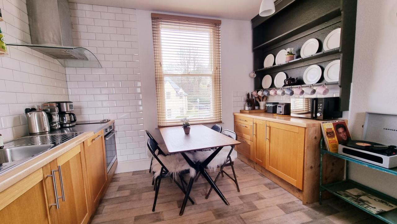 Stylish Town Centre Apartments Nailsworth Exterior foto