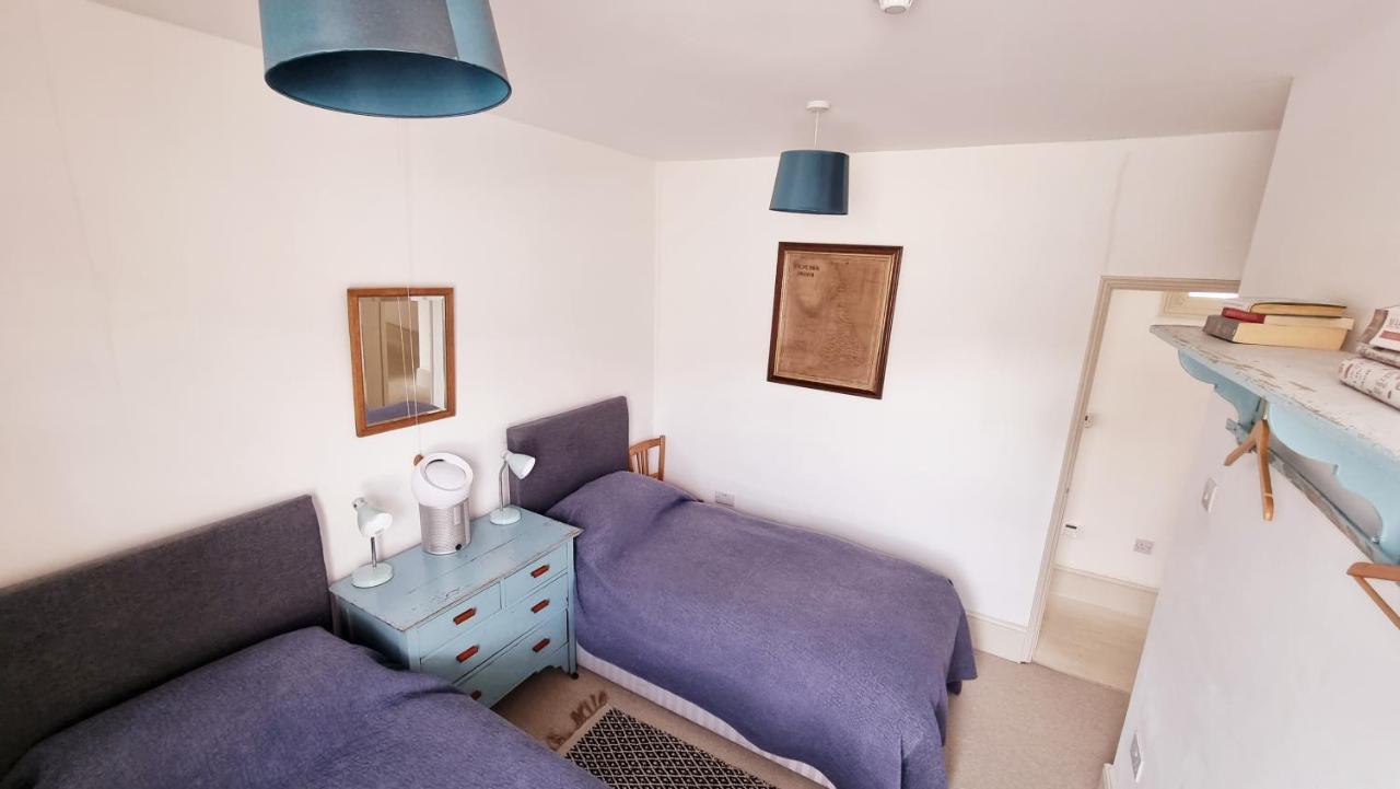 Stylish Town Centre Apartments Nailsworth Exterior foto