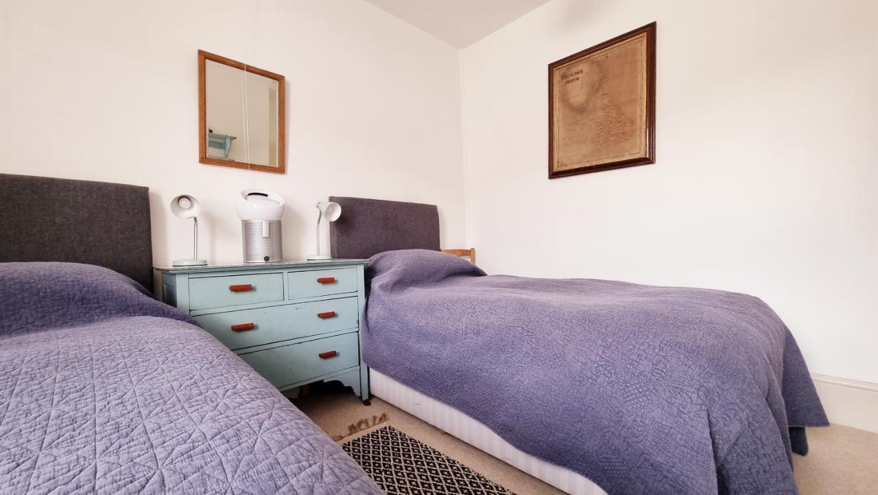 Stylish Town Centre Apartments Nailsworth Exterior foto